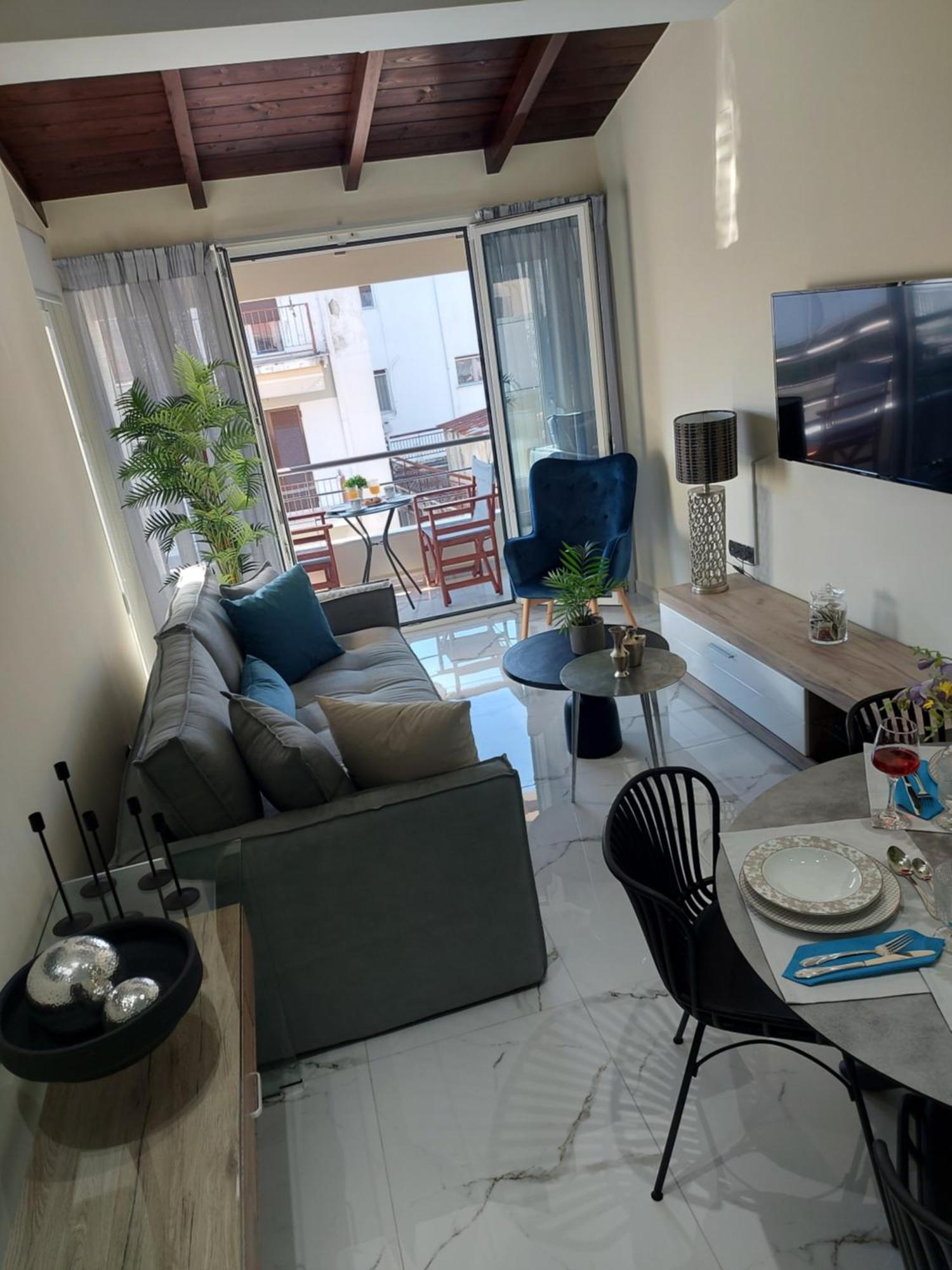 Marble In Apartment Preveza Cameră foto